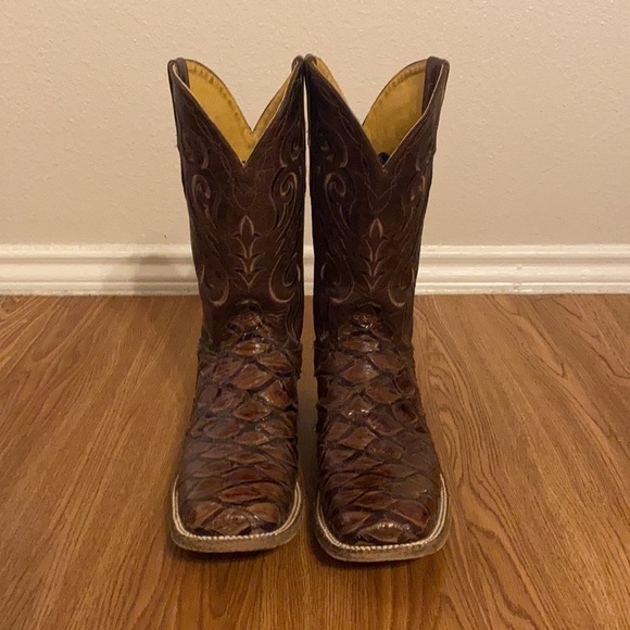 Cavender's Men's Hubbard Brown Pirarucu Square Toe Boots - Picture 4 of 4